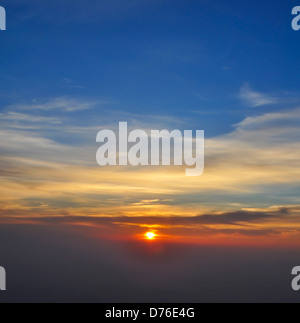 Sonnenuntergang von Tiger Hill, Darjeeling, Westbengalen, Indien Stockfoto