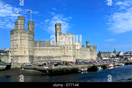 8650. Caernarfon Castle, Gwynedd, Wales, UK Stockfoto