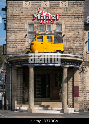 MATLOCK, DERBYSHIRE, Großbritannien - 20. APRIL 2013: Indisches Restaurant in Matlock, Peak District, Derbyshire Stockfoto
