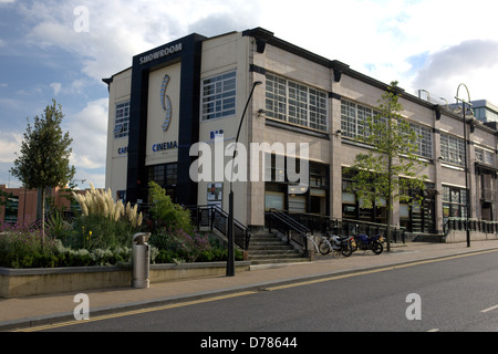 Das Showroom-Kino ist eine unabhängige Arthouse-Kino in Sheffield, England. Es befindet sich in einem Art Deco-Gebäude von 1936 Stockfoto