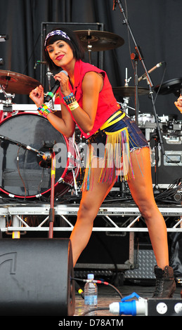 Parade führt im Konzert in Alton Towers Staffordshire, England - 06.07.11 Stockfoto