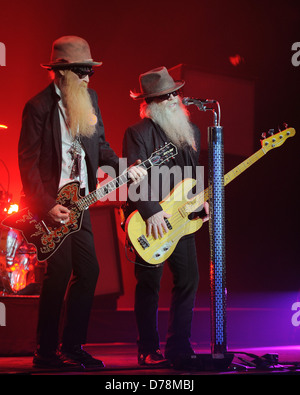 Billy Gibbons und Dusty Hill ZZ Top im Hard Rock Live! im Seminole Hard Rock Hotel & Casino Hollywood, Florida- Stockfoto