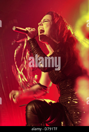 Amy Lee von Evanescence tritt an Manchester Apollo-Manchester, England - 07.11.11 Stockfoto
