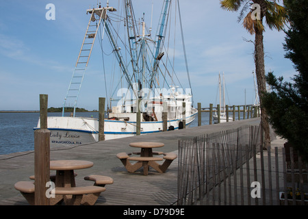 Garnelen-Boot angedockt an der Waterfront Park, Apalachicola, Florida, USA Stockfoto