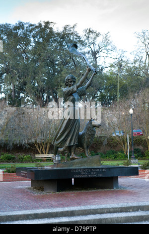 Ein Blick auf die Waving Girl Statue in Savannah, Georgia Stockfoto