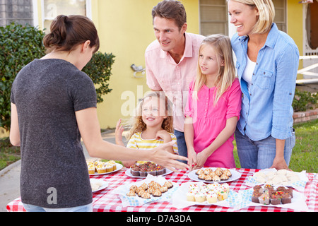 Familie, Liebe Kuchenverkauf Stockfoto