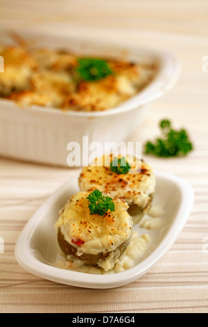 Gegrillte Artischocken. Rezept zur Verfügung. Stockfoto