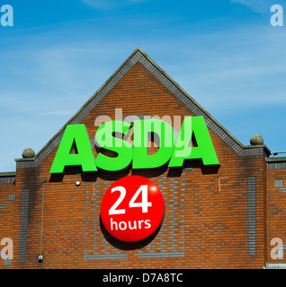 Asda Shop in Manchester (Ashton-u Nder-Lyne), UK Stockfoto