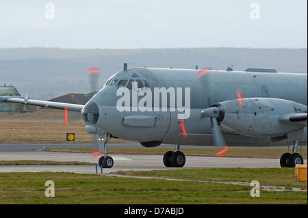 Frankreich - Marine Dassault ATL-2 Atlantique 2 auf 2013 gemeinsame Krieger Übung RAF Lossiemouth.   SCO 9022 Stockfoto