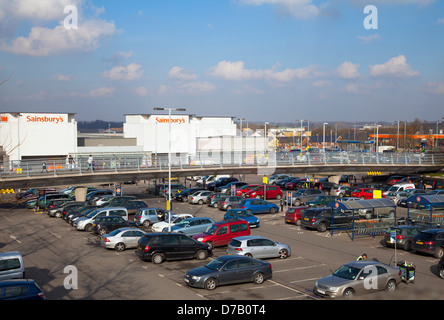 Sainsbury-Parkplatz Stockfoto