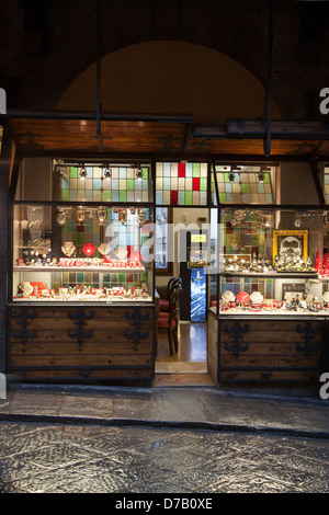 Schmuck-Shop am Ponte Vecchio, Florenz, Italien Stockfoto