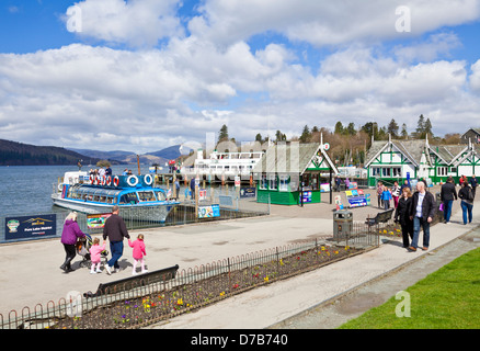 Dampfer und See Kreuzfahrten Buchungsbüro Lake Windermere in Bowness auf Windermere Cumbria Seenplatte England UK GB EU Europa Stockfoto