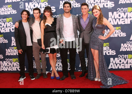 Tyler Posey, Dylan O'Brien, Crystal Reed, Tyler Hoechlin, Colton Haynes und Holland Roden, Besetzung von "Teen Wolf" 2011 MTV Movie Stockfoto