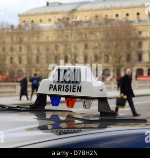 Ein Paris-Taxi Stockfoto