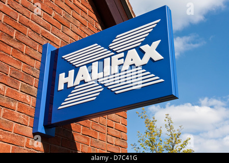 Halifax Bank Schild an einer Außenwand. Stockfoto