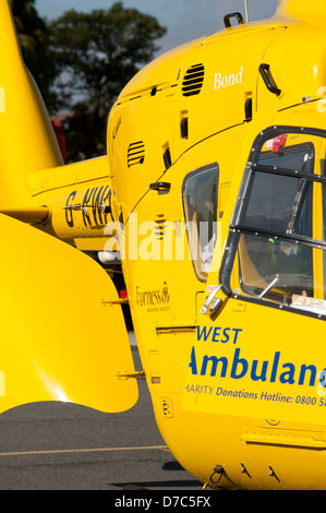 Gelbe North West Air Rettungshubschrauber UK Stockfoto