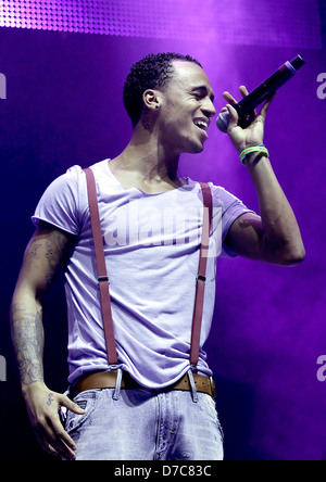 Aston Merrygold von JLS, die live im Radio City Live in Liverpool Echo Arena Liverpool, England - 02.12.11 Stockfoto