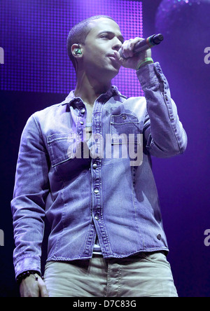 Marvin Humes von JLS, die live im Radio City Live in Liverpool Echo Arena Liverpool, England - 02.12.11 Stockfoto