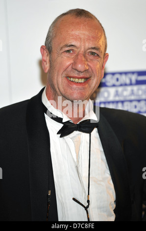 Arthur Smith Sony Radio Academy Awards statt im Grosvenor House - Ankünfte. London, England - 09.05.11 Stockfoto