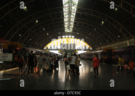 Hualumphong Bahnhof in Bangkok, Thailand Stockfoto