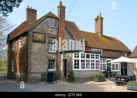 Das Ram-Gasthaus im Dorf Firle, West Sussex Stockfoto