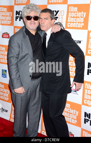 Pedro Almodóvar und Antonio Banderas bei der 49. jährlichen New York Film Festival-Präsentation "Die Haut, ich lebe In" Alice Stockfoto