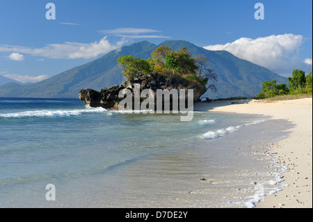 Strand von Pantar, Alor Archipel, Indonesien Stockfoto