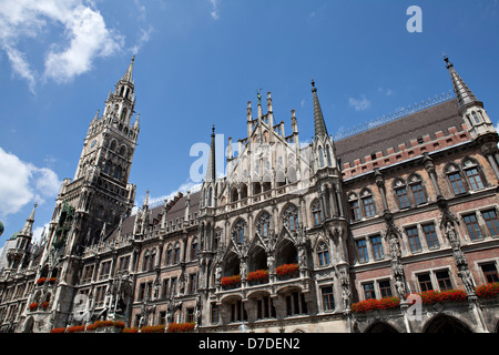 Niedrige Blick auf Rathaus, München, Bayern, Deutschland Stockfoto