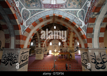 Die alte Moschee (In Türkisch: Eski Camii) ist eine frühe 15. Jahrhundert osmanischen Moschee in Edirne, Türkei. Stockfoto