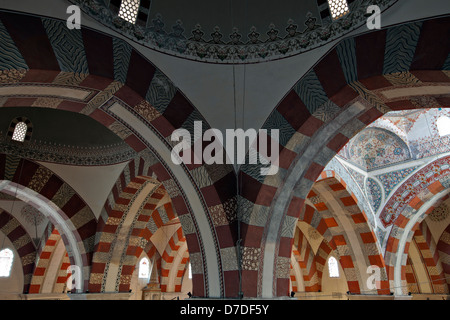 Die alte Moschee (In Türkisch: Eski Camii) ist eine frühe 15. Jahrhundert osmanischen Moschee in Edirne, Türkei. Stockfoto