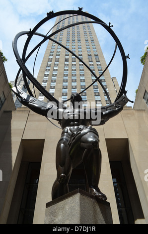 Statue des Atlas am Rockefeller Center auf Fifth Avenue, New York City Stockfoto