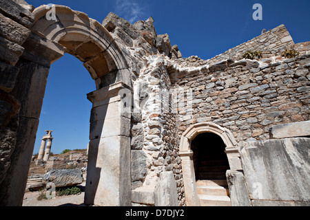 Tor im Odeion, Ephesus, Izmir, Türkei Stockfoto