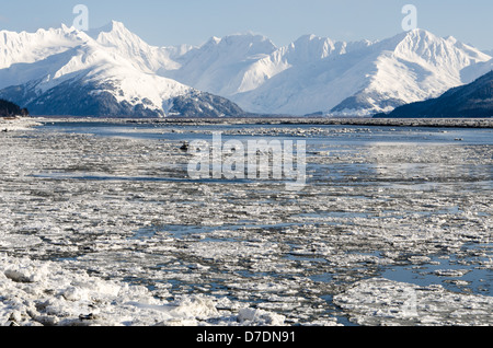 Turnagain Arm im Winter Stockfoto