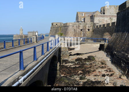 Castle Cornet und Schloss Pier in St Peter Port, Guernsey Stockfoto