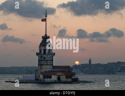 Leanderturm in alten griechischen und mittelalterlichen byzantinischen Zeit als Leander Turm in Istanbul auch bekannt Stockfoto