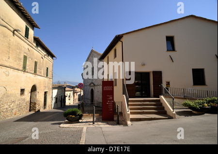 Italien, Umbrien, Montefalco, Museo di San Francesco, Kirche und Museum Stockfoto