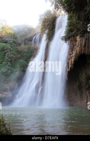 t-Stück Lor Su Wasserfall, Thailand Stockfoto