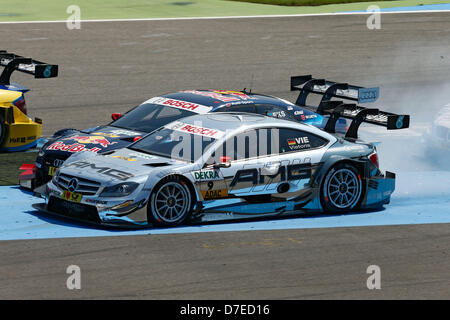 Motorsport / DTM: Deutsche Tourenwagen Meisterschaft 2013 1. Rennen in Hockenheim, #9 Christian Vietoris (GER, Mercedes AMG DTM-Team / DTM Mercedes AMG C-Coupé), #11 Mattias Ekstroem (SWE, Audi Sport Team Abt Sportsline / Red Bull Audi RS 5 DTM), Stockfoto