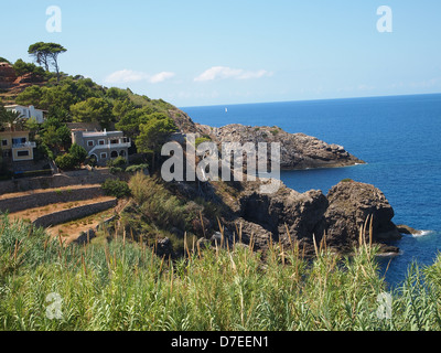 Schöne Häuser in einem kleinen Dorf auf der Insel Mallorca Stockfoto