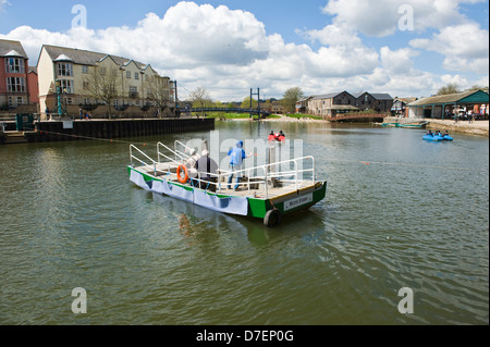 Butt-Fähre für Fußgänger am Kai bei Exeter Devon England UK Stockfoto