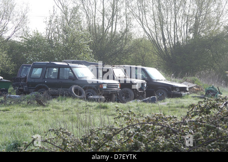 4 x 4 Friedhof, alte off roader gebrochen für Ersatzteile, am frühen Morgen in Somerset, Mai 2013 Stockfoto