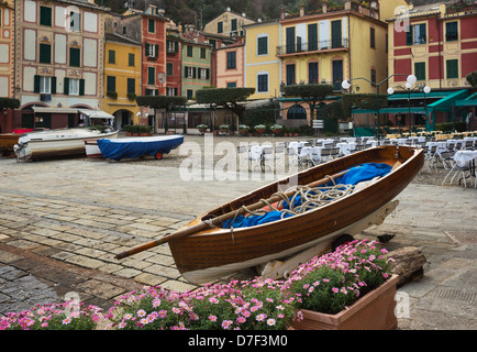 Malerischen Hafen von Portofino, einem italienischen Fischerdorf und gehobenen resort Stockfoto