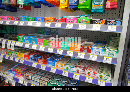 Miami Beach Florida, Walgreens, Shopping Shopper Shopper shoppen shops Markt Märkte Markt kaufen verkaufen, Einzelhandel Geschäfte Business-Unternehmen, p Stockfoto