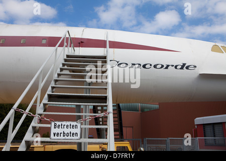 Zeichen, Zutritt verboten, Deutsch für kein Eintrag Concorde Replica, Flugzeug-Sammlung, Hermeskeil, Rheinland-Pfalz, Deutschland Stockfoto