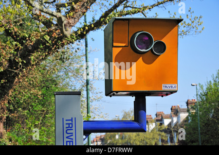 Maidstone, Kent, England, UK. Straßenrand feste Blitzer Stockfoto