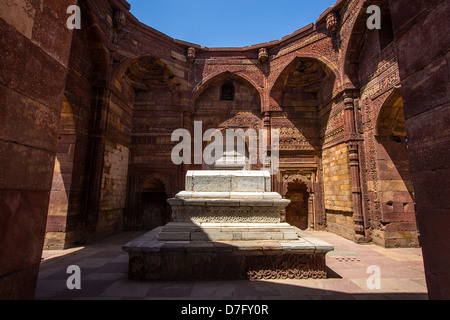 Iltutmish Grab, Qutb Minar-Komplex, Delhi, Indien Stockfoto