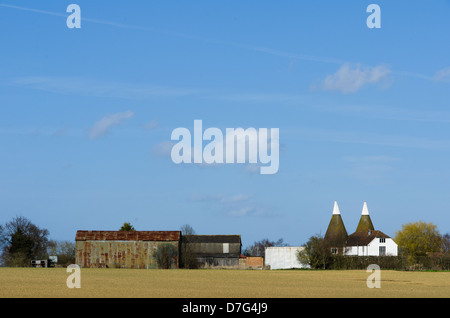 Kentish Bauernhof und Oast house Stockfoto