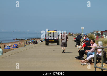 Heacham, Norfolk, Großbritannien. 6. Mai 2013. HM Coastguard auf Patrouille in Heacham, West Norfolk, als es ist voraussichtlich der heißeste Tag des Jahres so weit später heute sein. Bildnachweis: Paul Marriott Photography / Alamy Live News Stockfoto