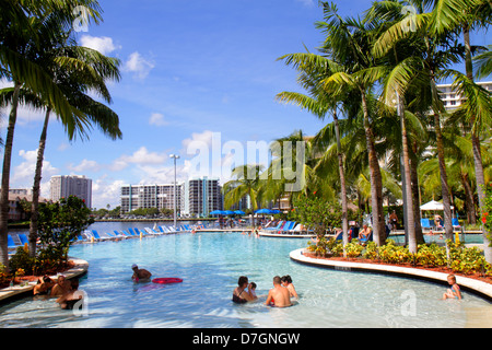 Hollywood Florida, Intracoastal Condominium Wohnapartments Gebäude Gebäude Gehäuse, City Skyline, Wasser, Crowne Plaza Hollywood Beach Stockfoto