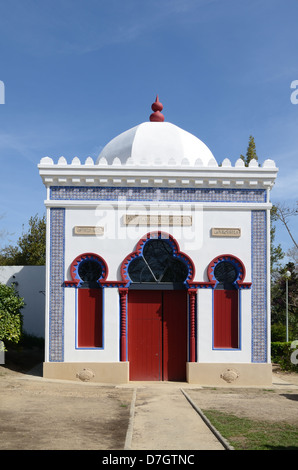 Giraffenhaus im orientalischen Stil mit arabischen Arches im ehemaligen Zoo im Palais Longchamp oder Longchamp Palace Park & Gardens Marseille Provence France Stockfoto